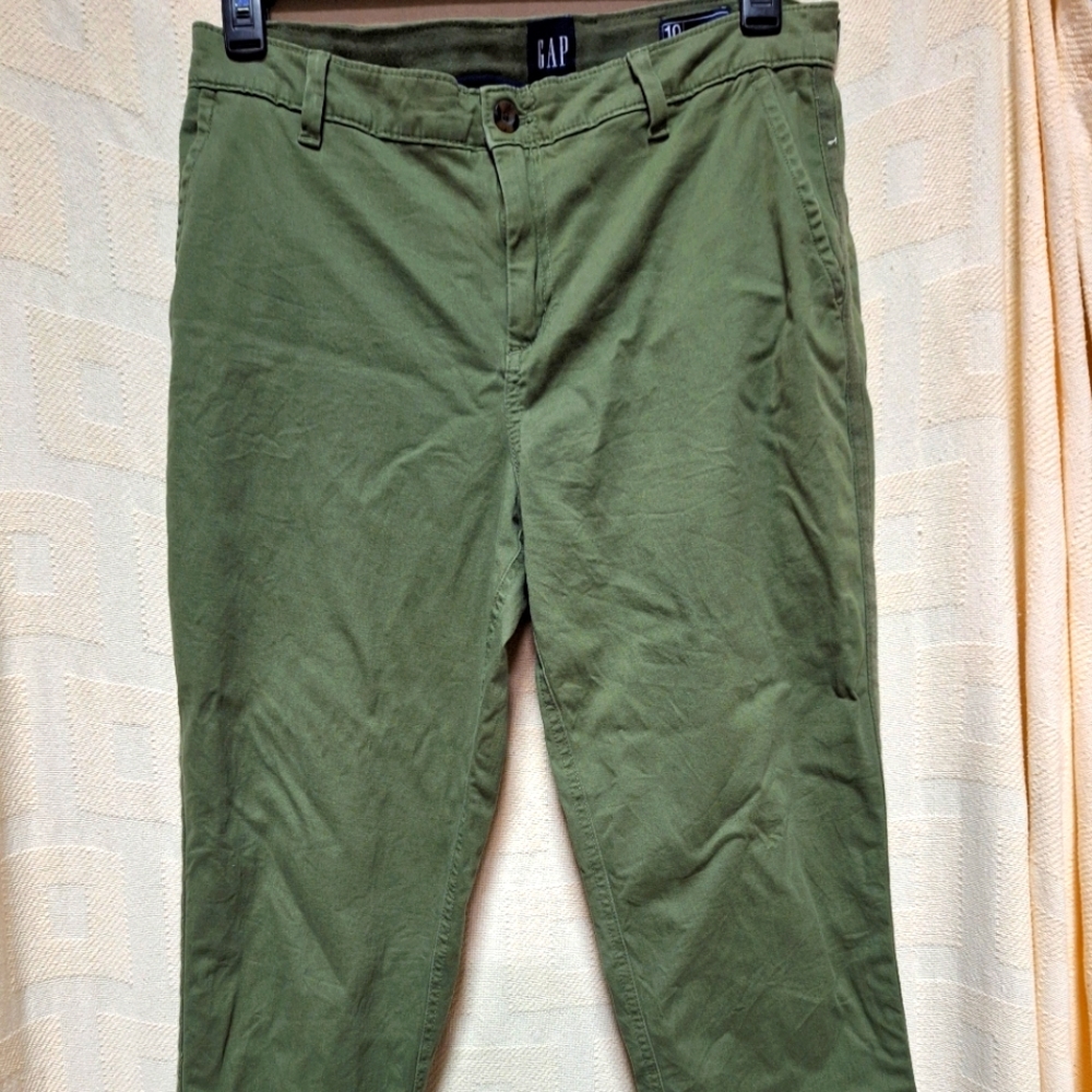 Gap Relaxed Girlfriend Pants!